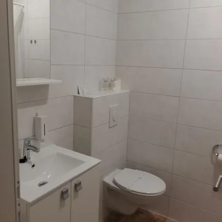Luxury Split