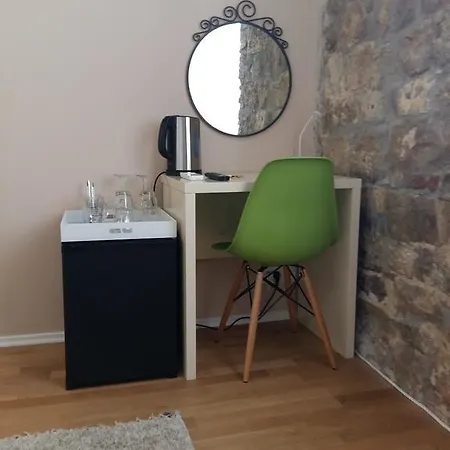 Luxury Split
