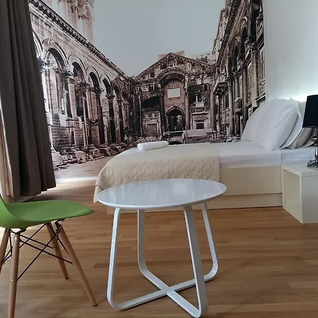 Luxury Split